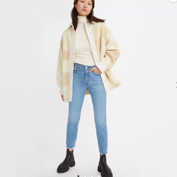 NWT Levi's Wedgie Icon Fit Ankle Women's Jeans - Medium Wash - Picture 1 of 2